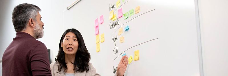 Gerade wenn der Wettbewerbsdruck hoch ist, kann sich ein Unternehmen mit einem kundenzentrierten Ansatz von der Masse abheben. Herausragende Kundenerfahrungen helfen, neue Nutzer zu gewinnen und bestehende Nutzer zu überzeugen. So werden sie nicht nur zu loyalen Kunden, sondern empfehlen das Produkt oder die Marke auch an andere weiter.(Bild:  UNAUTHORIZED USEIS PROHIBITED)