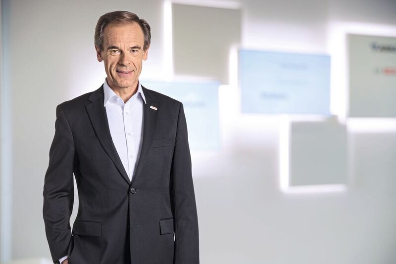 Volkmar Denner, CEO of Bosch, remains at the leading position of the Top 100. This is also because the company has a broad technological base. With automated driving, for instance, the supplier is addressing a topic that will be able to compensate for dependence on drive systems.  (Bosch)