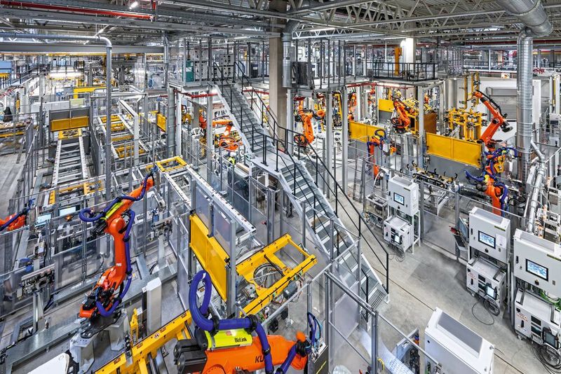 Aufbau des BMW Group Werks Irlbach-Straßkirchen. (Bild: BMW AG)