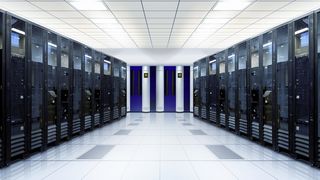 IT-Sicherheit unter ganzheitlicher Betrachtung, beispielsweise in einem Serverraum, setzt unter anderem Branddetektion, Brandmeldeanlagen und Brandlöschung voraus.Bild: Wagner (Archiv: Vogel Business Media)