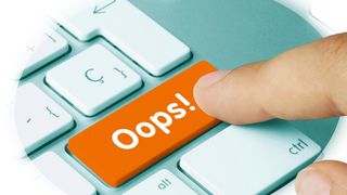 Wer bei der Fahrzeugbeschreibung in der Annonce eine Ausstattung angibt, kann das im Vertrag korrigieren. Aber nur, wenn er auf den Fehler in der Annonce Bezug nimmt. (Bild: © momius - adobe.stock.com)