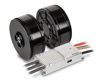 Die Ausdauernden: EC 69 flat UAV Motor plus Steuerung UAV-ESC 52/30.  maxon bietet kundenspezifische Antriebsentwicklungen für UAV-Projekte und erweitert die Produkteplattform laufend. Wie zum Beispiel der neue EC 69 flat UAV Motor mit der Steuerung UAV-ESC 52/30. Beide Komponenten zeigen ausserordentliche Resultate im Lebensdauertest.  (Bild: maxon)