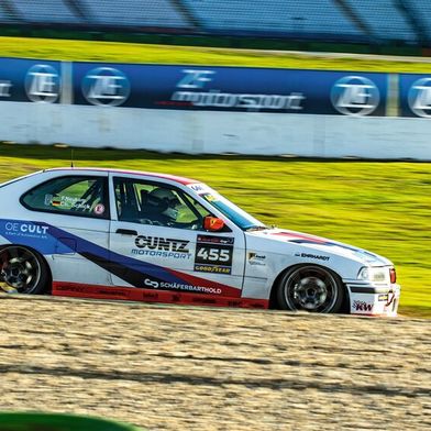 Das Autohaus Cuntz baut sein Motorsport-Engagement massiv aus. Seit 2019 ist Cuntz einer von drei BMW-M-Motorsport-Partnern in Deutschland. (Bild: Autohaus Cuntz)