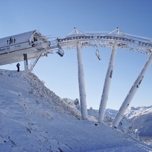 Bild 1: Bartholet Maschinenbau hat die kuppelbare Sechsersesselbahn „Mont Blanc“ im französischen Les Arcs entwickelt und gebaut.