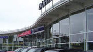 Die Filiale in Kassel unterhält zusätzlich zu den Marken Opel und Kia noch einen Bosch-Service. Fotos: Dürkop (Archiv: Vogel Business Media)