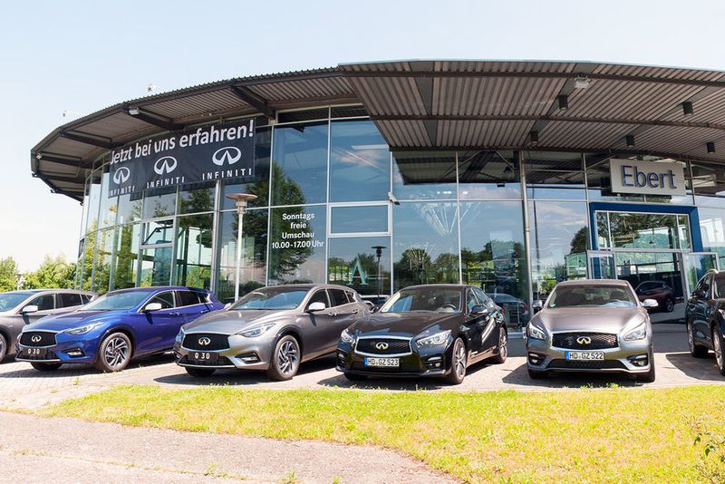 Die Ebert-Gruppe hat in Weinheim den zehnten Vertriebsstandort für Infiniti eröffnet. (Infiniti)