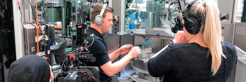 Elf Hightech-Kameras übertragen die Live-Bilder zum Kunden in den USA.(Bild:  Optima)