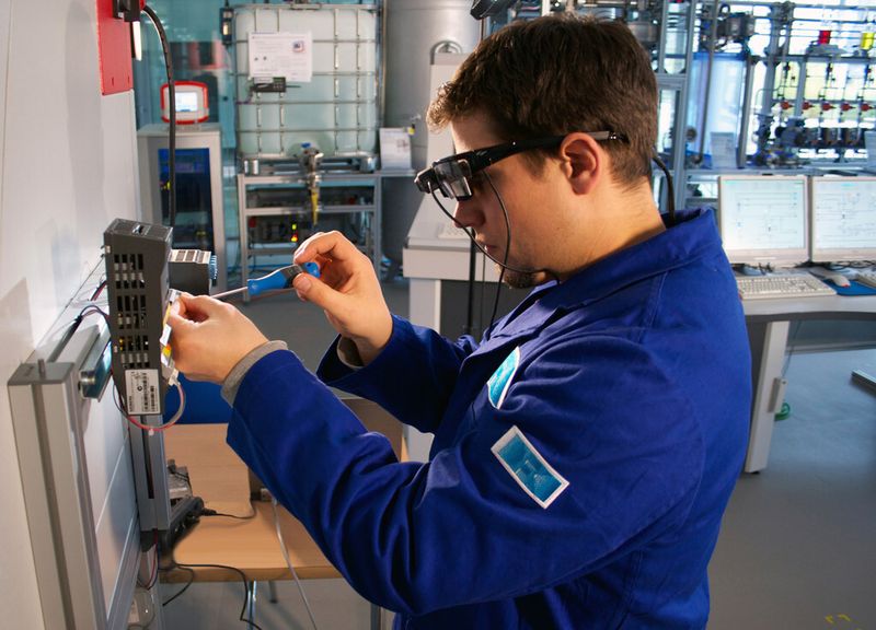 Das AR-Handbuch-System. (Bild: DFKI)