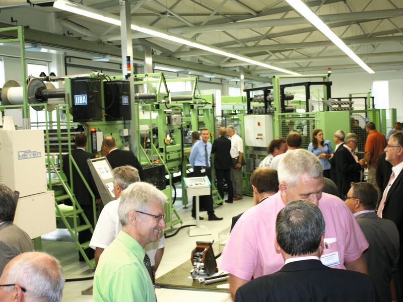 Automation Valley – PROFILE: Über 70 Teilnehmer nahmen an dem PROFILE-Treffen zum Thema „Automatisierung in der CFK-Wertschöpfungskette“ mit anschließender Firmenbesichtigung der LIBA Maschinenfabrik GmbH in Naila teil. (Automation Valley)