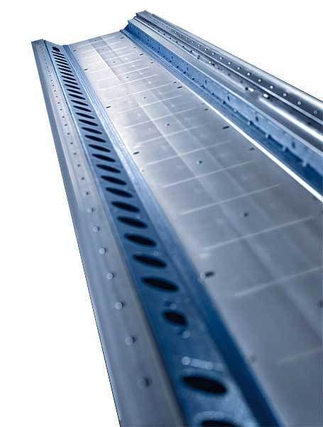 Trumpf spart an diesem Querträger für eine Laserschneidmaschine enorm Gewicht ein: vorher 415 kg, jetzt wiegt der Träger nur noch 320 kg.Bild: Trumpf (Archiv: Vogel Business Media)