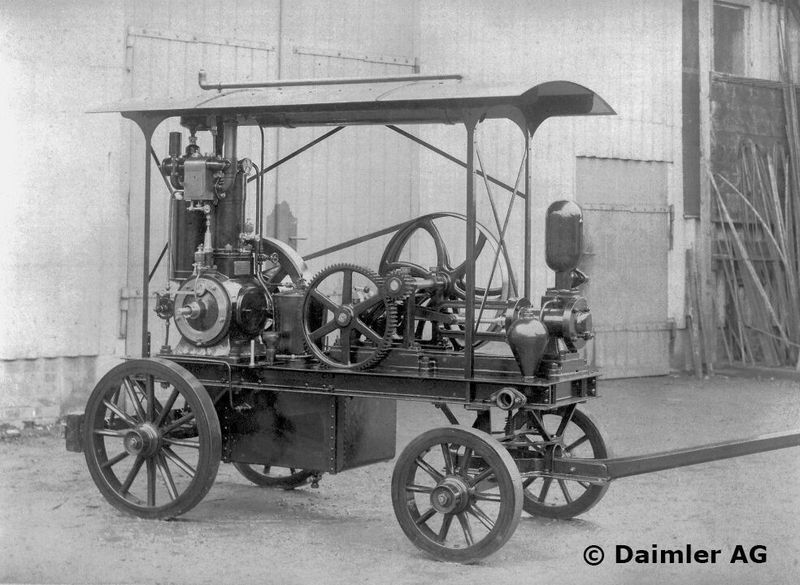Daimlers 1-PS-Einzylinder: Dieses Mal als Anwendung in einer Feuerspritze. Die Anmeldung für eine Feuerspritze mit Motorbetrieb beim Kaiserlichen Patentamt (DRP Nr. 46779) erfolgte am 29. Juli 1888. (Daimler AG)