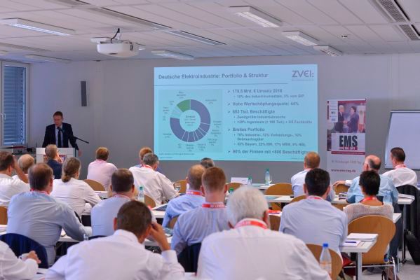 Dr. Gontermann hat viele Zahlen im Gepäck. (Bild: Johannes Untch/Vogel Business Media)