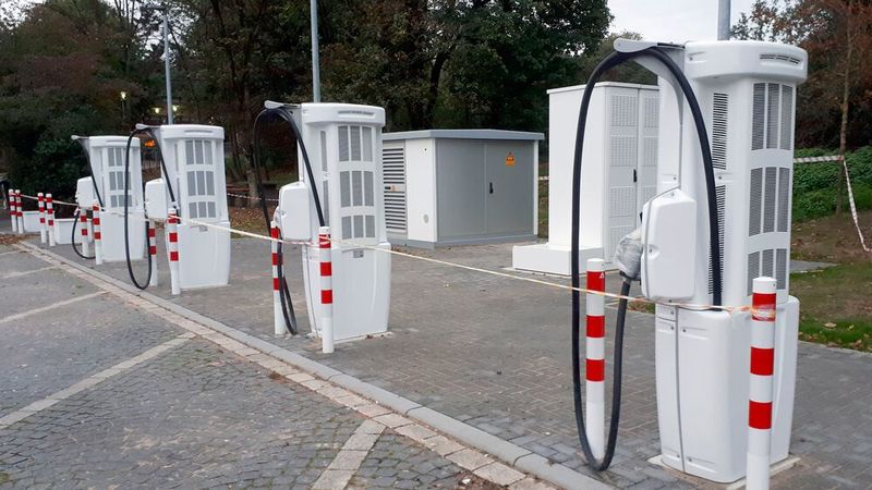 Aus Sicht des VDA ist das Wachstum des Ladenetzes in Deutschland weiterhin zu langsam.(Bild:  sp-x)