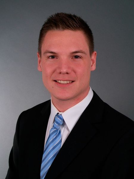 „Kunden wollen zunehmend mit unseren Rohrbiegemaschinen bei teilweise reduzierten Wandstärken immer kleinere Biegeradien realisieren“, berichtet Philipp Knobloch, Sales Manager bei Schwarze-Robitec.  (Bild: Schwarze-Robitec)