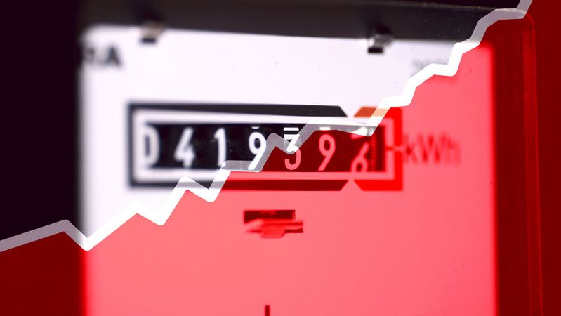 Der starke Preisanstieg bei der Energie könnte die Wettbewerbsfähigkeit von vielen Unternehmen in Deutschland beeinträchtigen. Viele investieren deswegen schon jetzt ins Ausland.(Bild:  studio v-zwoelf - stock.adobe.com)