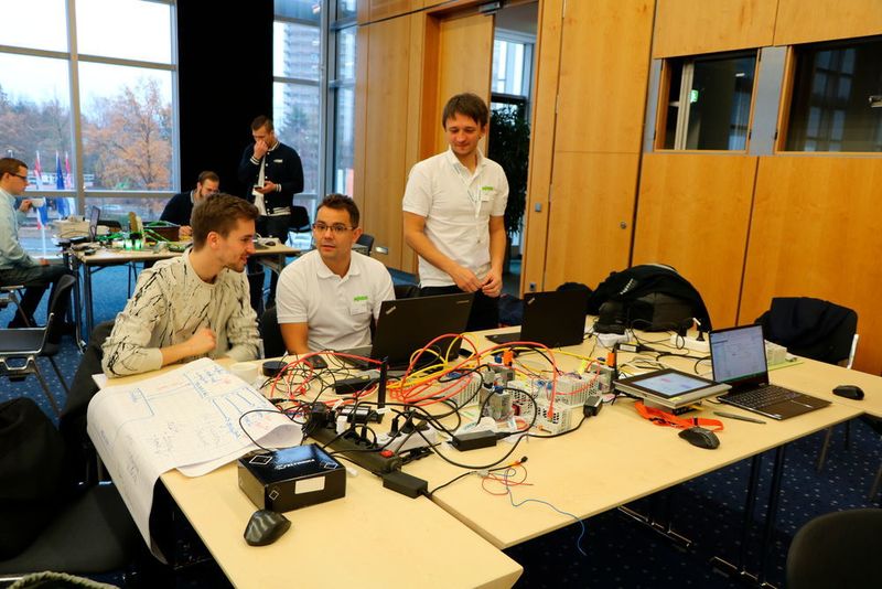 Das Gewinnerteam Othermo arbeitete mit Wago zusammen.  (K.Juschkat/elektrotechnik)
