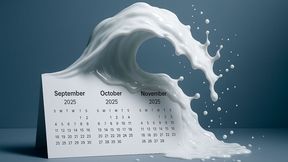 Überschüssige Rohmilch und sinkende Nachfrage nach dem Ende des Hochsommers drücken die Preise. (Bild: GPT Image Editor / KI-generiert)