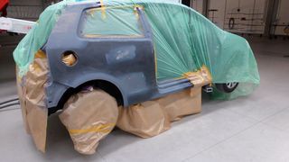 Fiktive Beilackierungskosten sind zulässig, wenn sie zur Farbtonangleichung notwendig sind, so der BGH. (Wenz/»Fahrzeug+Karosserie«)