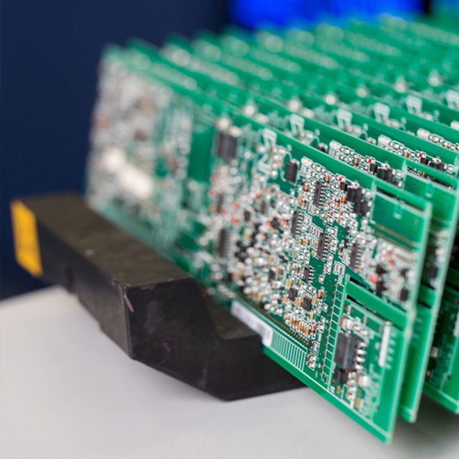 fertigung_smd-bestueckung_04.jpg (EA Elektro-Automatik GmbH & Co. KG)