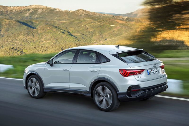 An den Start geht der Q3 Sportback in Europa und Asien mit drei Motoren zwischen 150 und 230 PS. (Audi)