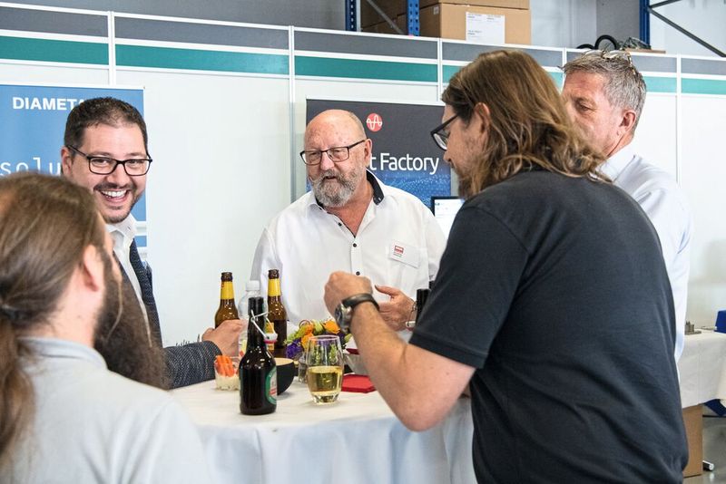 Gute Stimmung bei Besuchern und Ausstellern an den SMM Technologietage bei der Fehlmann AG (Bild: Thomas Entzeroth)