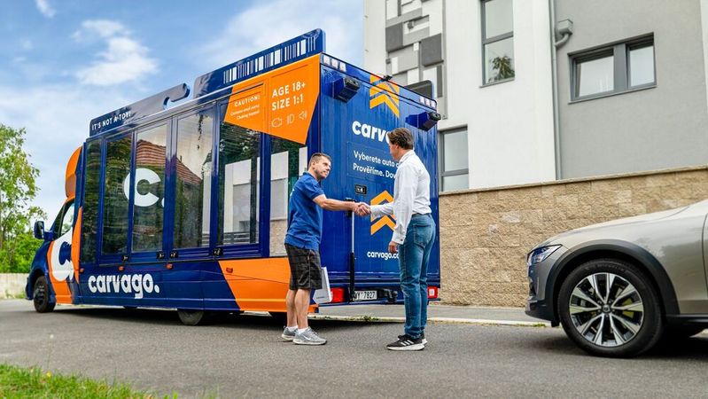 Die B2C-Plattform Carvago forciert jetzt auch das B2B-Geschäft: „Carvago BUY™“ adressiert alle Händler, die Gebrauchtwagen grenzüberschreitend kaufen und verkaufen wollen.  (Bild:  Carvago)