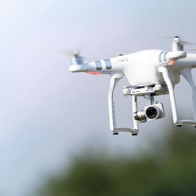 Durch die Auslagerung der Drohnenproduktion nach Deutschland soll die Produktionszahl erhöht werden (Symbolbild). (Bild: © tostphoto - stock.adobe.com)