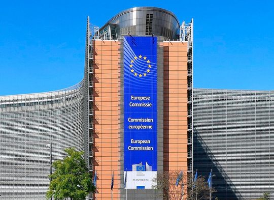 Die EU-Kommission ist für ein Gesetz, dass es ihr erlaubt, den Unternehmen im Krisenfall vorzuschreiben, was sie wann zu produzieren haben. Auch die Bevorratung wichtiger Güter soll damit zur EU-Vorgabe werden können. Hier mehr dazu.(Bild:  EU-Kommission)