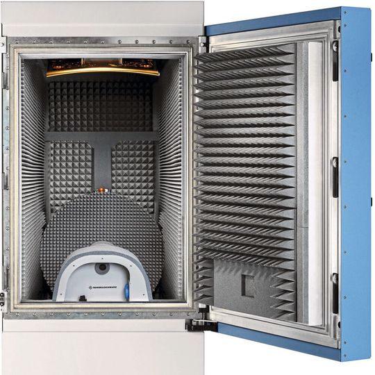 OTA-Messung an 5G-FR2-Geräten:
Die Messkammer (CATR) R&S ATS1800C ist
eine kompakte
Messkammer. OTA-Messung an 5G-FR2-Geräten:
Die Messkammer (CATR) R&S ATS1800C ist
eine kompakte
Messkammer.