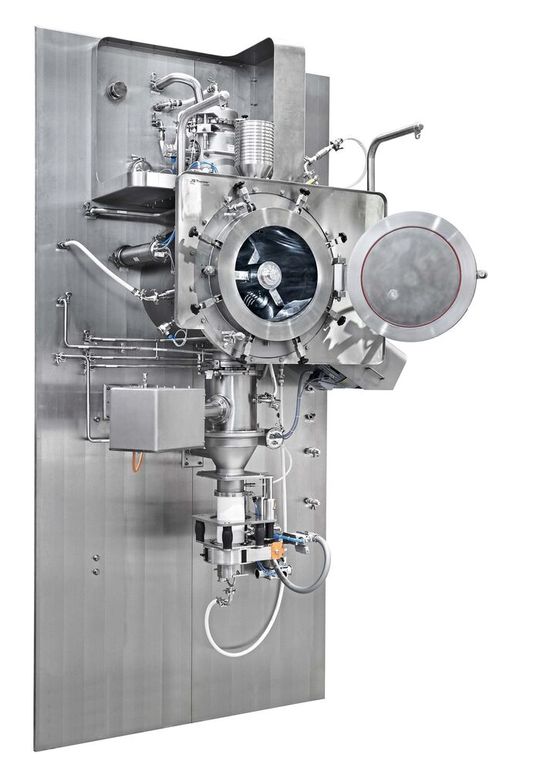 Vakuum-Schaufeltrockner VT (hier in Containmentausführung mit integrierter Siebmühle) bieten vielfältige verfahrenstechnische Vorteile. (Bild:  Gebrüder Lödige Maschinenbau GmbH)