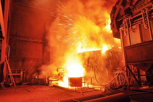 Die IG Metall sieht die Transformation beim Stahlhersteller HKM bedroht.(Bild:  industrieblick - stock.adobe.com)