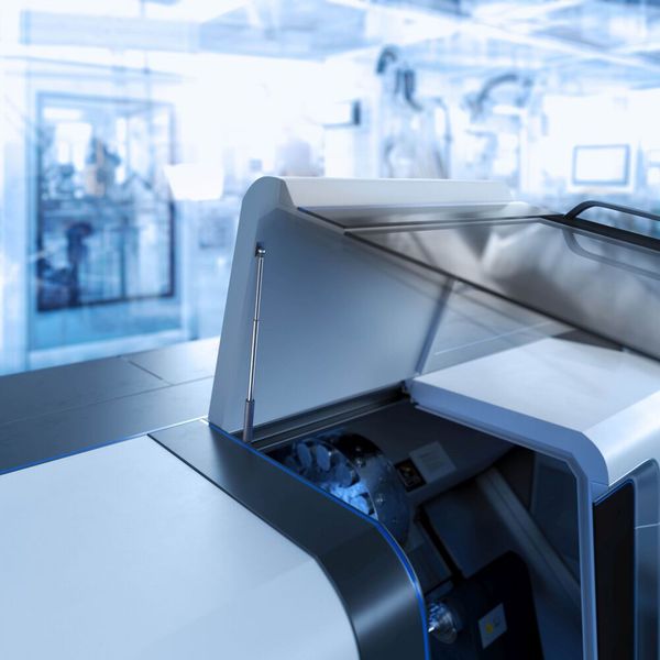 Die Antriebe haben Schutzklasse IP69k und interne Sensorik.  (Bild: Stabilus)