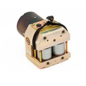 Dieses erste Zweiradsystem wurde auf Basis der bestehenden Pkw-ABS-Technologie entwickelt.(Bild:  Bosch)