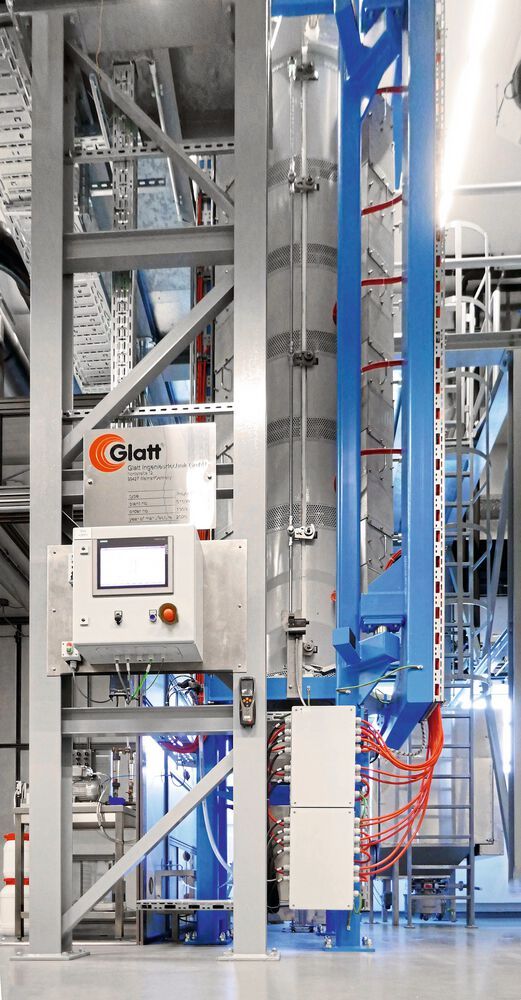 Das Verfahren zur Pulversynthese basiert erstmals auf einem flammenlosen Konzept mit pulsierender Gasströmung. Damit lassen sich hochreine oxidische Hochleistungsmaterialien herstellen. (Bild:  Glatt Ingenieurtechnik)