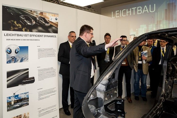 Elektromobilität verändert Leichtbau: Die BMW i3 Life Zelle aus CFK. (Foto: Automobil Industrie/ Stefan Bausewein)