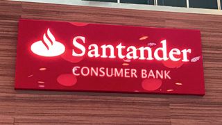 Die Santander Consumer Bank kooperiert zur Senkung der CO2-Last mit der norwegischen Firma Choose. (Bild: Grimm/»kfz-betrieb«)