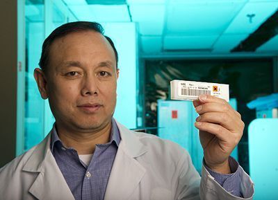 Dr. Tie Q. Wei (54) hat ein neues Verfahren für die Bestimmung des Blutspiegels von Arzneimitteln zur Immunsuppression in vollautomatischen Laborsystemen entwickelt (Archiv: Vogel Business Media)