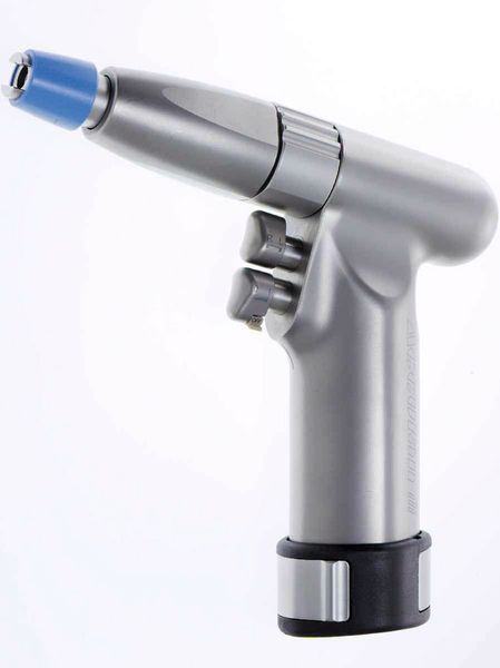 Weltweit vertrieben – Medizinprodukte aus Tuttlingen: Akkubetriebenes Motorensystem für Orthopädie, Traumatologie, Kardiochirurgie und Dermatologie von Aesculap.  (Bild: Aesculap)