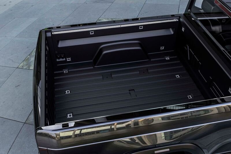 Die 2,40 Meter lange Ladefläche bietet viel Platz für Gepäck. (Atlis Motor Vehicles)