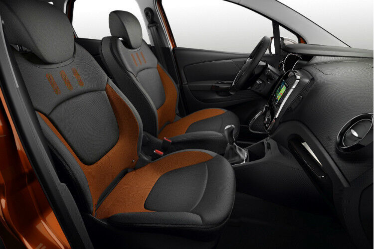 Im Innenraum bietet Renault individuelle Ausstattungsmöglichkeiten mit diversen Farb- und Motivkombinationen. (Foto: Renault)