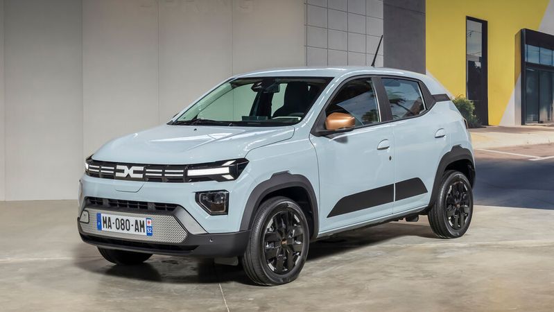 Dacia poliert den Spring fürs Modelljahr 2026 auf.(Bild:  Dacia)