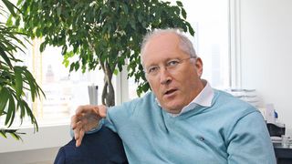 Prof. Dr.-Ing. Stephan Reimelt, President und CEO von GE Deutschland und Österreich, sieht die Digitalisierung nicht als Fortschreibung der Automatisierung. (Bild: Kielburger / PROCESS)