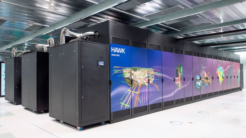 Der Supercomputer „Hawk“ im Höchstleistungsrechenzentrum der Universität Stuttgart wurde sehr schnell gehackt.(Bild:  Sebastian Gollnow/dpa)