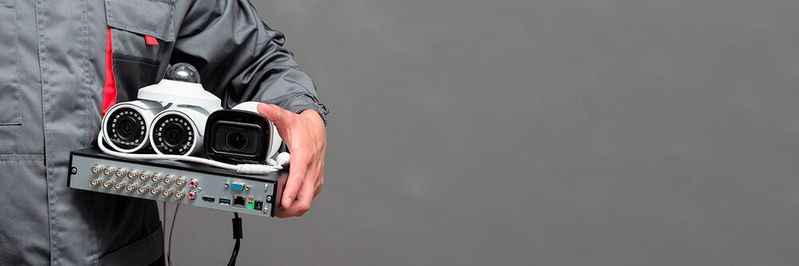 Gerade Überwachungssysteme und Kamera-Netze profitieren enorm von der Cloud, sagt Rishi Lodhia von Eagle Eye Networks.(Bild:  © Dmitriy - stock.adobe.com)