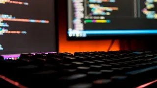 Acest articol analizează diferitele tipuri de simulatoare de electronică de putere care sunt disponibile în prezent.