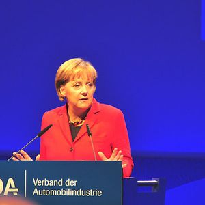 Bundskanzlerin Angela Merkel versprach den deutschen Herstellern zur Eröffnung der IAA Unterstützung, sollte es zu Protektionismus auf Auslandsmärkten kommen.