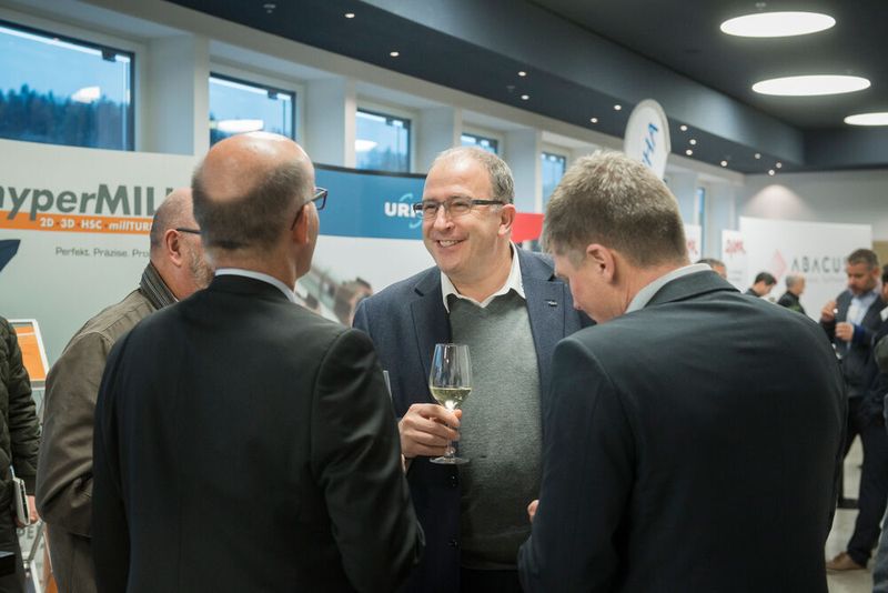 Die Pausen wurden für das Networking und Gespräche genutzt. (Thomas Entzeroth)