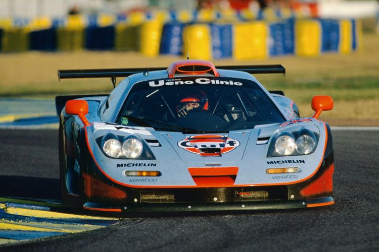 Der Sportwagen war eine Evolutions-Variante des F1 GTR, der bei seinem Debüt 1995 in Le Mans gleich den Gesamtsieg holen konnte. (Foto: McLaren)