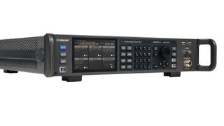 Der Vektorsignalgenerator deckt einen Frequenzbereich von 9 kHz bis 8 GHz ab. Er eignet sich für den Einsatz im klassischen HF-Labor bis zu modernen IoT- und Breitbandkommunikationsanwendungen. (Bild: Siglent)