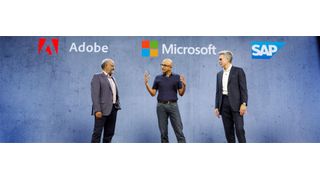 Shantanu Narayen, CEO, Adobe (li.), Satya Nadella, CEO von Microsoft, und Bill McDermott, CEO von SAP (re.), stellten die Open Data Initiative auf der Microsoft Ignite 2018 vor. (Microsoft)
